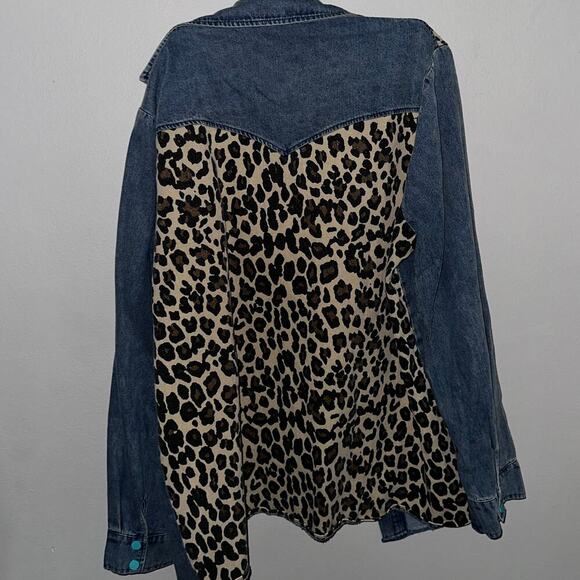 Western Cheetah denim oversized shacket sz 3x - Picture 4 of 5